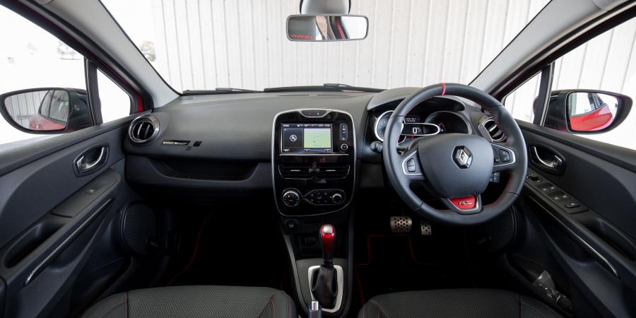  Renault Clio R.S. 220 Trophy 2016 года  (AU) (фото 3 из 30)